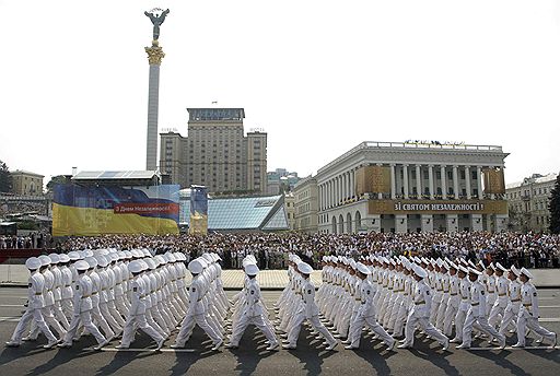 24.08.2008 Украина, День независимости. Впервые за семь лет по Крещатику прошла военная техника