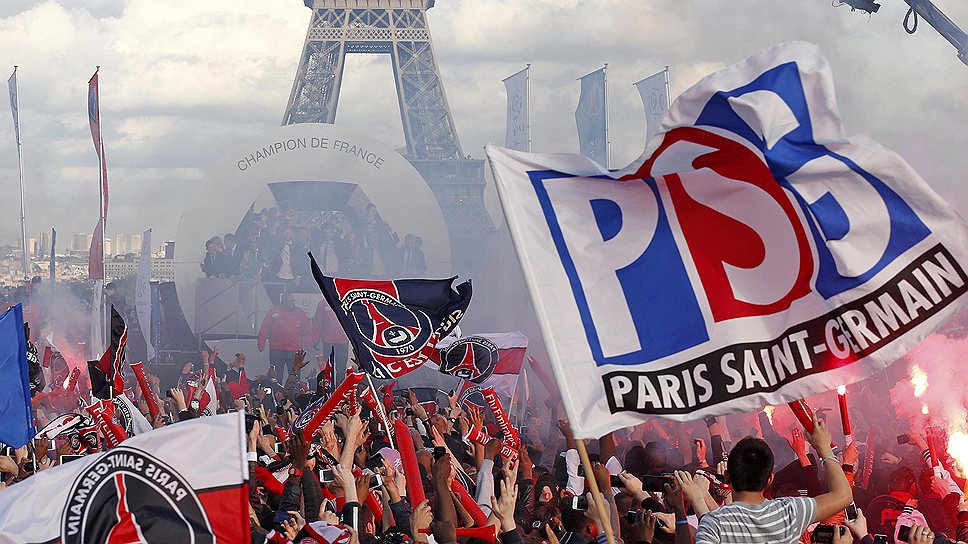 В воскресенье Paris Saint-Germain в третий раз в истории стал чемпионом Франции, обыграв Lyon (1:0). После торжественной церемонии вручения фанаты устроили беспорядки. По данным правоохранителей, задержаны более 20 человек, среди пострадавших - трое сотрудников полиции