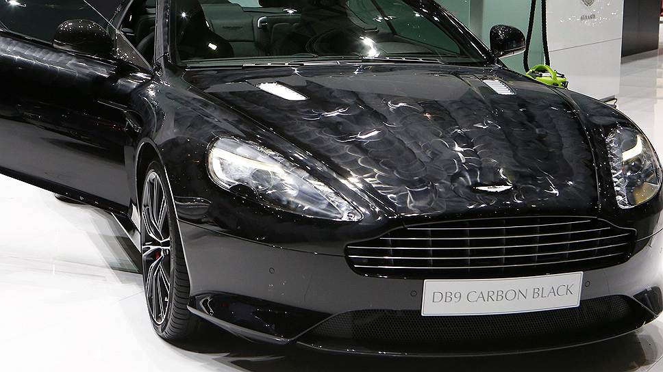 Aston Martin DB9 Coupe Carbon Black 