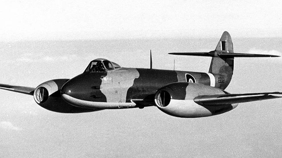 1943 год. Английский реактивный самолет Gloster Meteor совершил первый полет