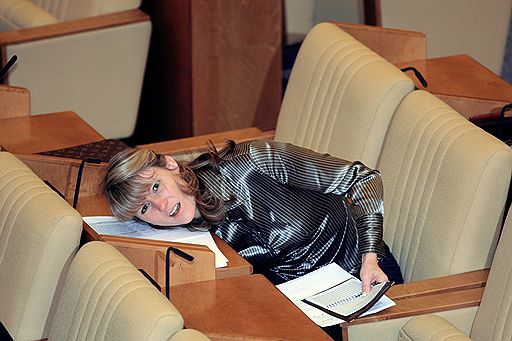 Заместитель председателя Государственной Дума России Светлана Журова на думском заседании