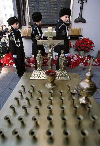 Памятное мероприятие, посвященное шестой годовщине со дня трагических событий в Театральном центре на Дубровке, когда террористы захватили в заложники зрителей мюзикла "Норд-Ост"