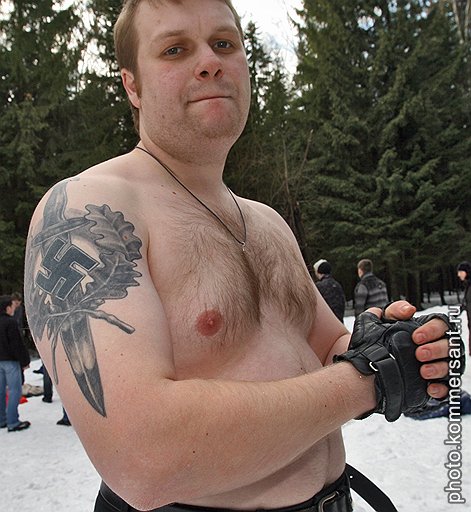 До проблем с прокуратурой Дмитрий Демушкин не считал нужным скрывать свои политические убеждения