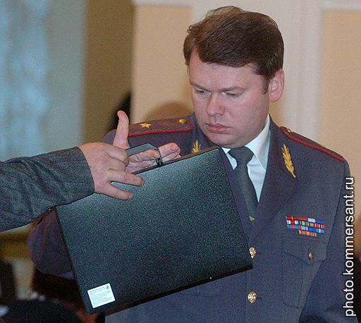 Начальник ГУВД Санкт-Петербурга и Ленинградской области Владислав Пиотровский 