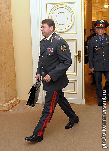 Начальник ГУВД Санкт-Петербурга и Ленинградской области Владислав Пиотровский 