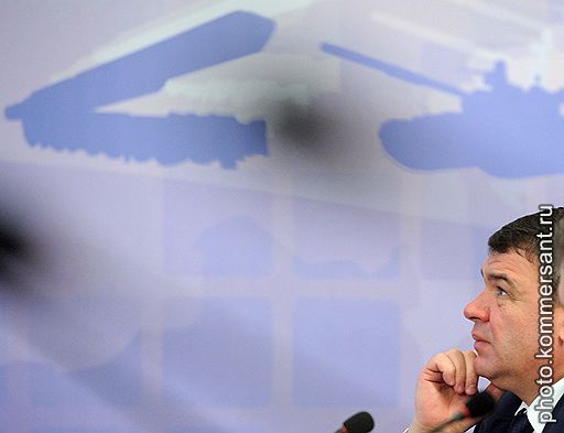Министр обороны России Анатолий Сердюков 