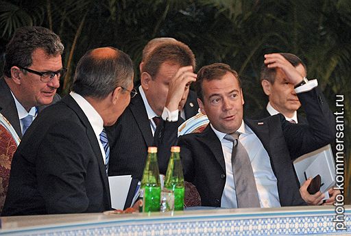 Дмитрий Медведев двумя руками за интеграцию на постсоветском пространстве. Но по придуманным Москвой правилам