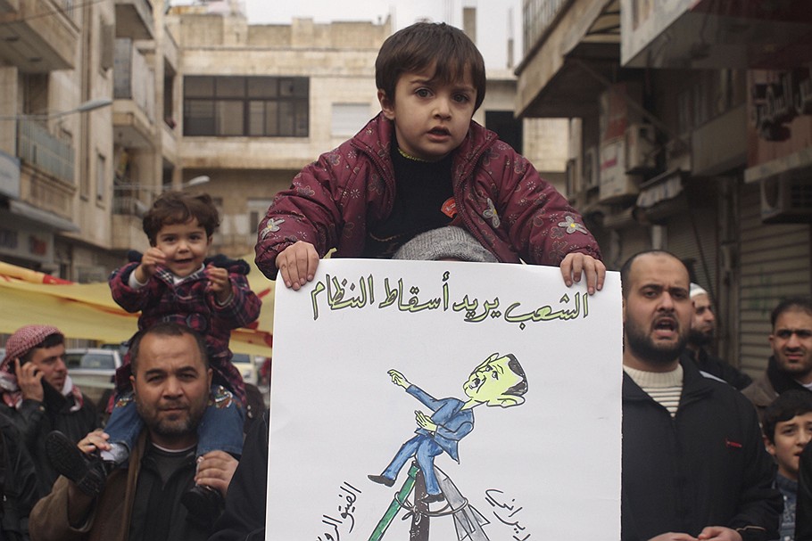 Противники сирийского режима (на фото) призывают заграницу поскорее прийти на помощь