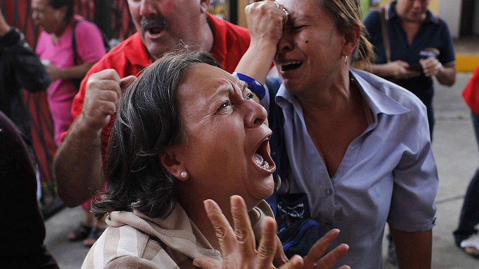 Смерть Уго Чавеса стала трагедией для многих венесуэльцев, она же может сплотить их вокруг преемника команданте