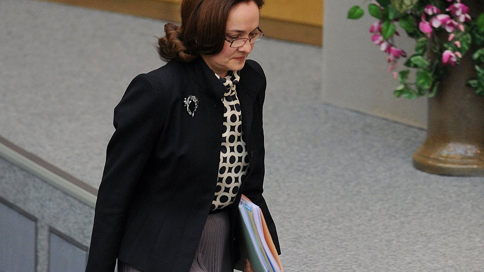Эльвира Набиуллина вошла в Госдуму помощником президента, а вышла председателем Центрального банка России