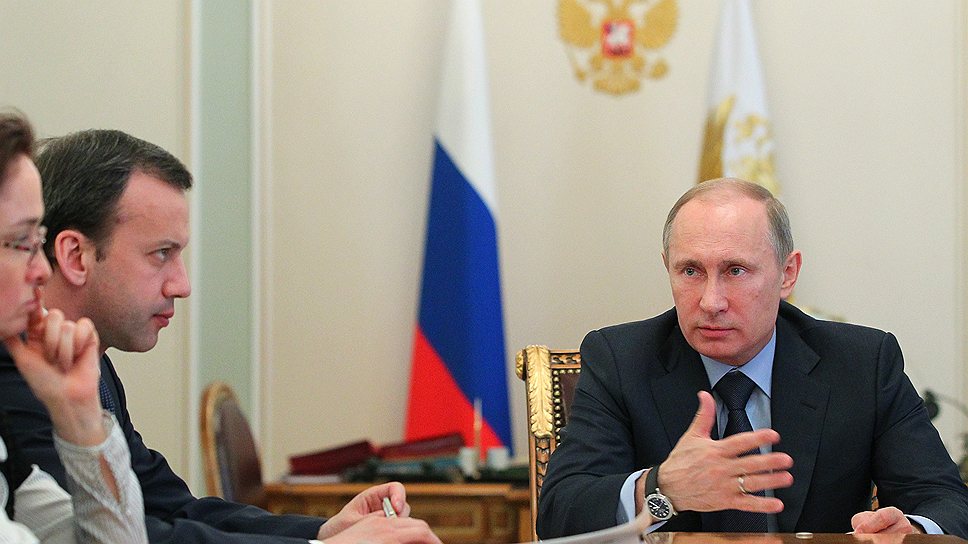 Президент Владимир Путин предложил правительству и администрации президента решать вопрос с мусором надолго — то есть не торопясь