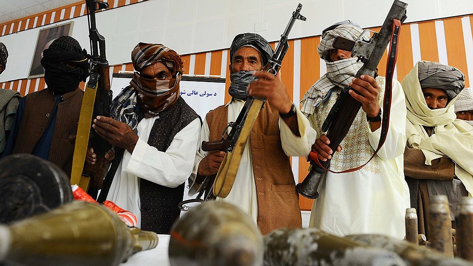 Афганистану прочат усиление позиций талибов (на фото), резкую дестабилизацию и гражданскую войну 