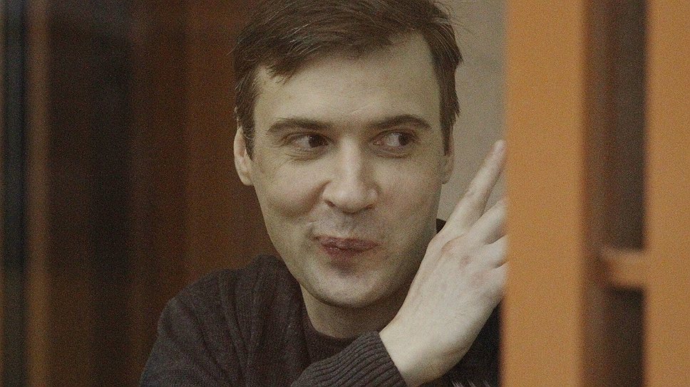 Дело Александра Ермакова, обвиняемого в подготовке к организации вооруженного мятежа, суд начал рассматривать только после того, как признал подсудимого душевно здоровым
