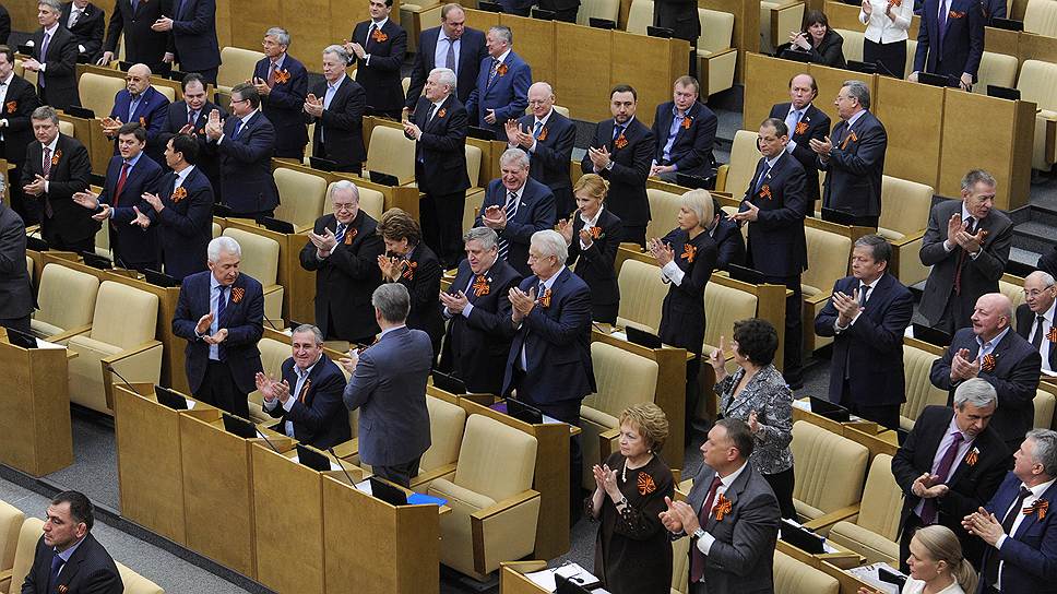 Депутаты приняли Крым в едином порыве