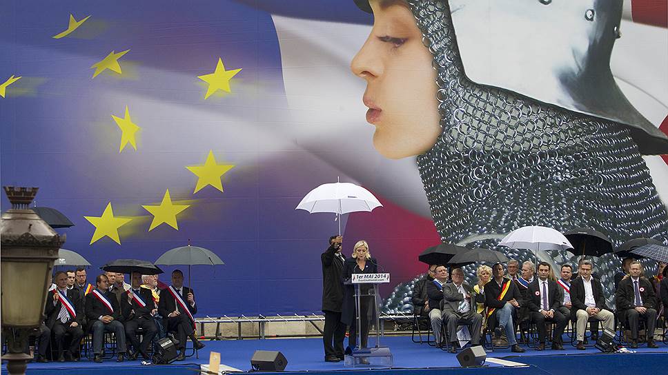 Многие французы считают лидера «Национального фронта» Марин Ле Пен «новой Жанной д’Арк», которая поможет их стране сохранить традиционные ценности