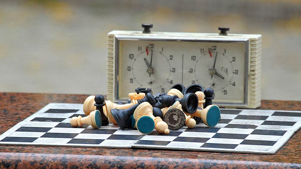 Как шахматистки попали под контроль времени