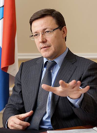 Бывший мэр Самары Дмитрий Азаров на посту главы Всероссийского совета местного самоуправления займется муниципальными проблемами в федеральном масштабе