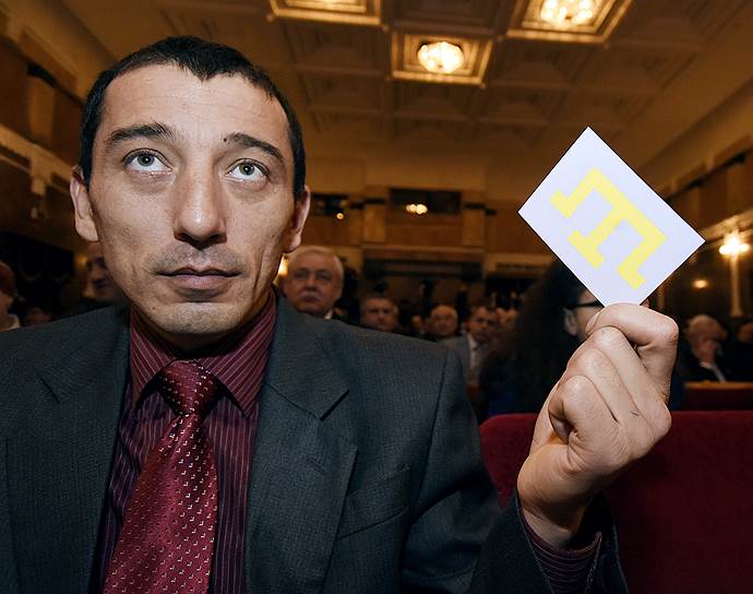 Комитет по защите прав крымскотатарского народа попросил ООН, власти Турции и Украины помочь ему самоопределиться
