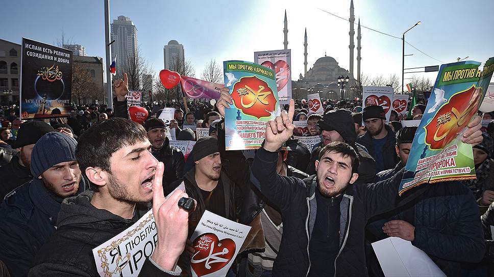 Почему на антикарикатурный митинг вышла вся Чечня