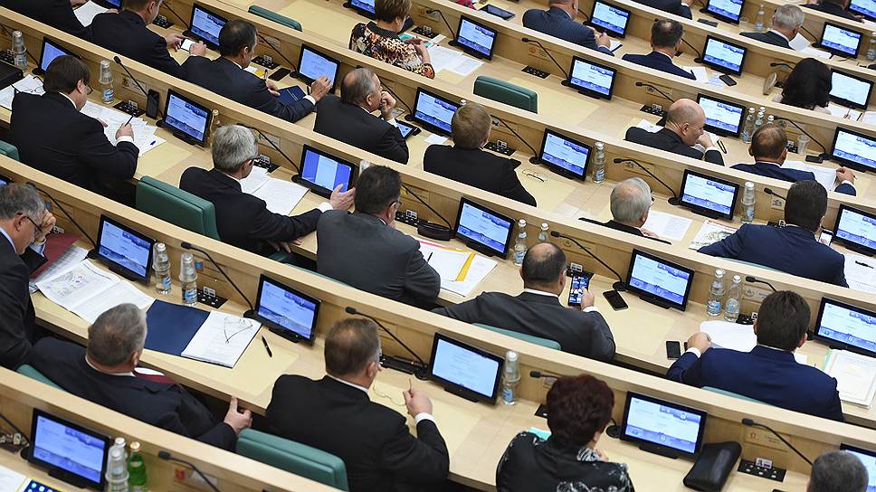 Как Совет федерации сокращает расходы на 75 млн рублей