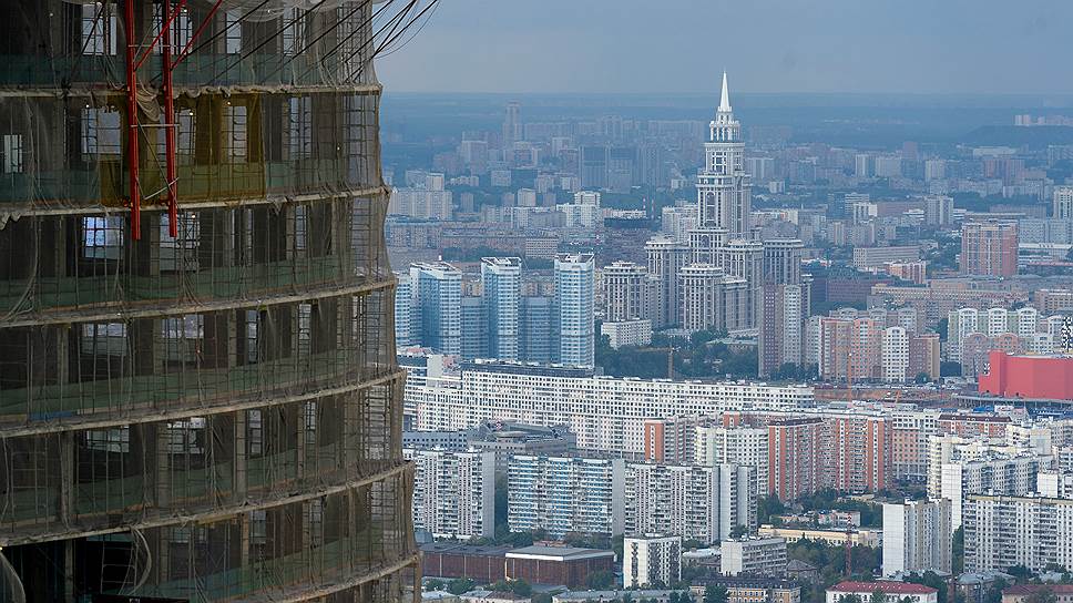 Дом воздуха москва. Смотровая площадка небоскреба «Триумф-Палас». Москва с воздуха.