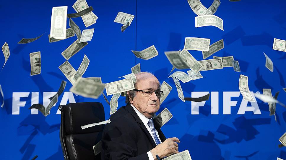 Президенту FIFA предъявили новые разоблачения