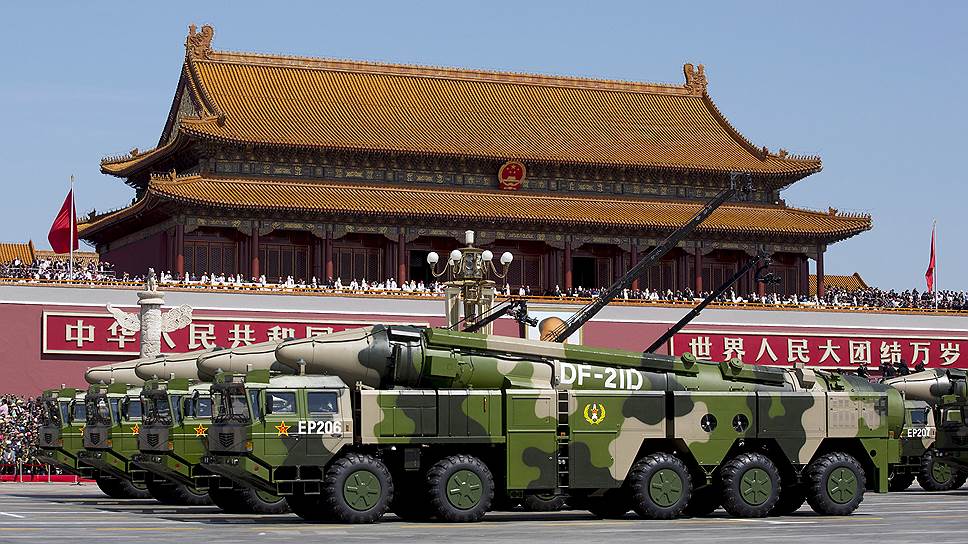 Китайская армия строится в новом порядке