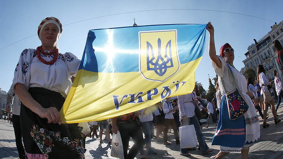 Украинская конституция не идет на поправку