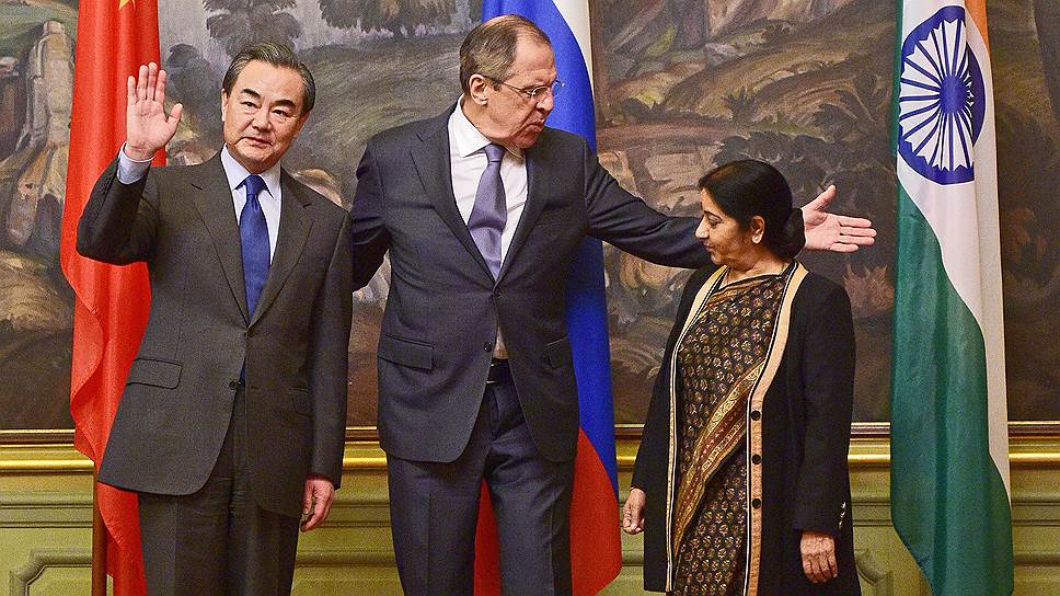 Как Россия, Индия и Китай попытались найти что-то общее