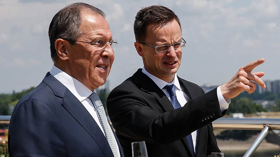 Глава МИД Венгрии выступил против автоматического продления ограничительных мер в отношении России