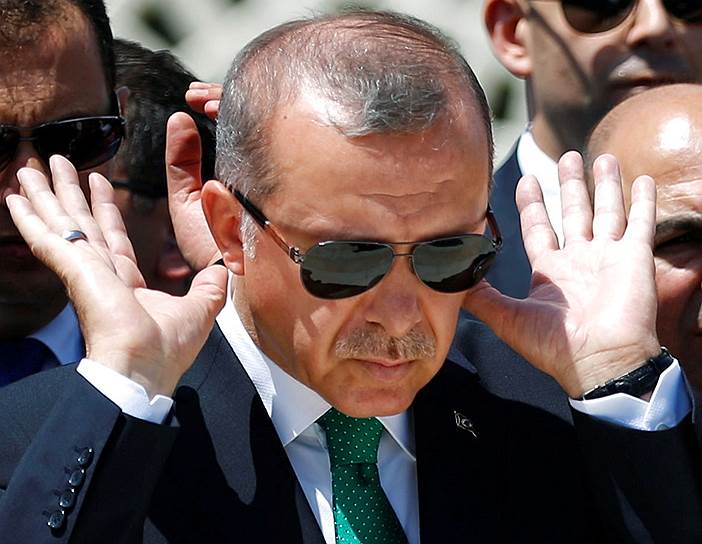 Президенту Турции Реджепу Тайипу Эрдогану потребовалось семь месяцев на то, чтобы прислушаться к требованиям Москвы и извиниться за инцидент с российским Су-24
