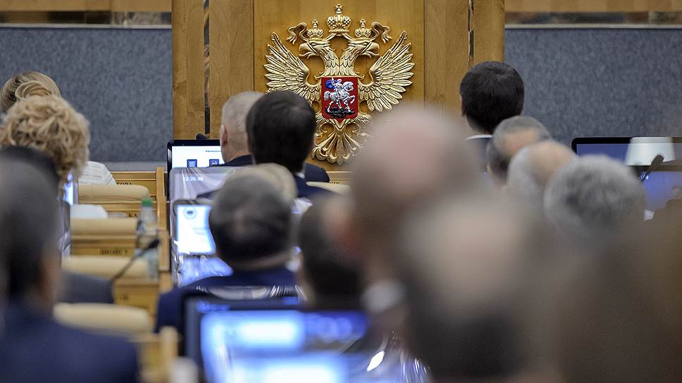 Почему КПРФ и «Справедливая Россия» не согласны на ужесточение дисциплины в Госдуме