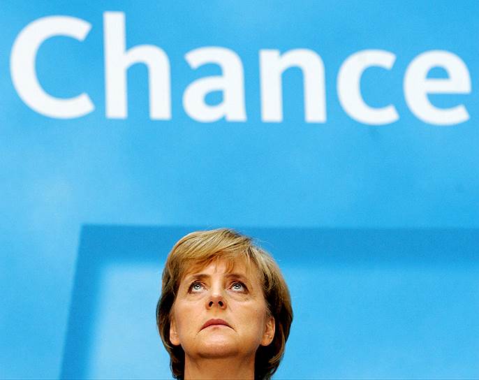 Ангела Меркель (на фото — в 2005 году, когда она впервые стала канцлером) надеется, что у нее есть все основания быть переизбранной на четвертый срок