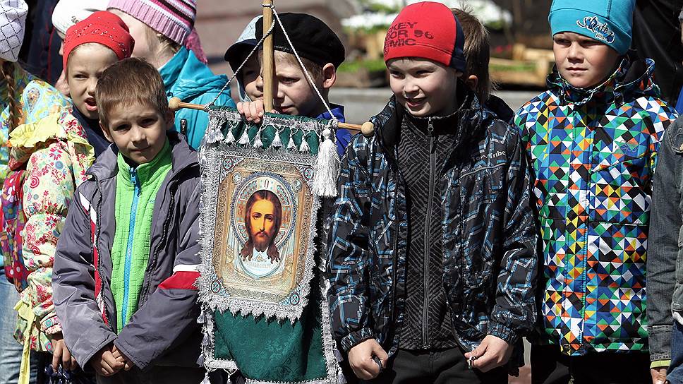 В российских школах может появиться предмет «Православная культура», рассчитанный на все время обучения