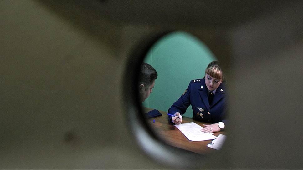 Почему Госдума хотела узаконить довыборы наблюдателей за тюрьмами