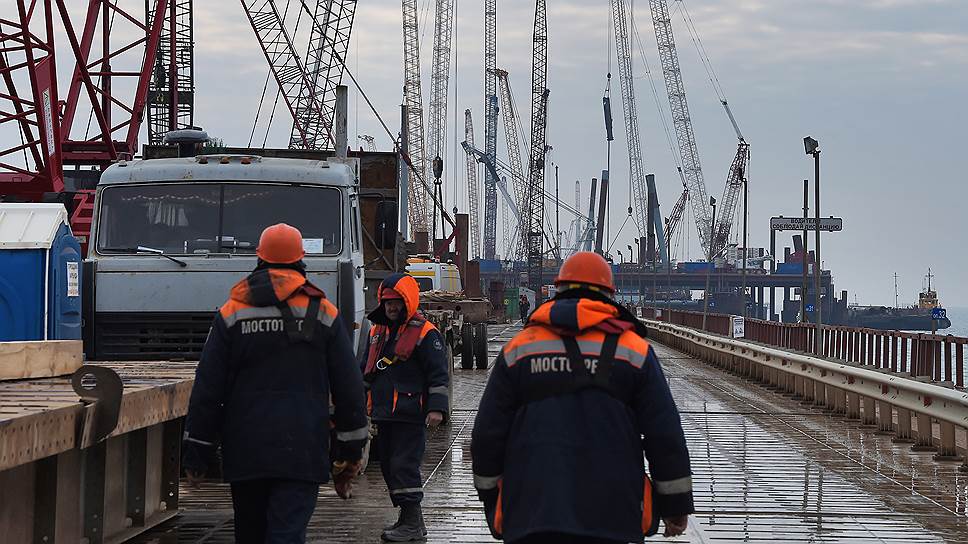 К чему привело переключение инфраструктуры Крыма на Россию