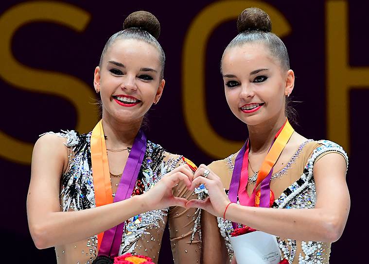 Сестры-близнецы Дина (слева) и Арина Аверины завоевали все золото чемпионата Европы
