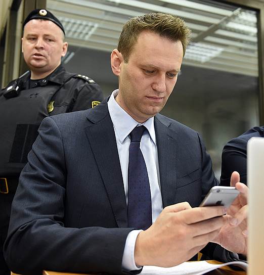 Алексей Навальный заявил на суде, что не намерен удалять из сети спорные публикации