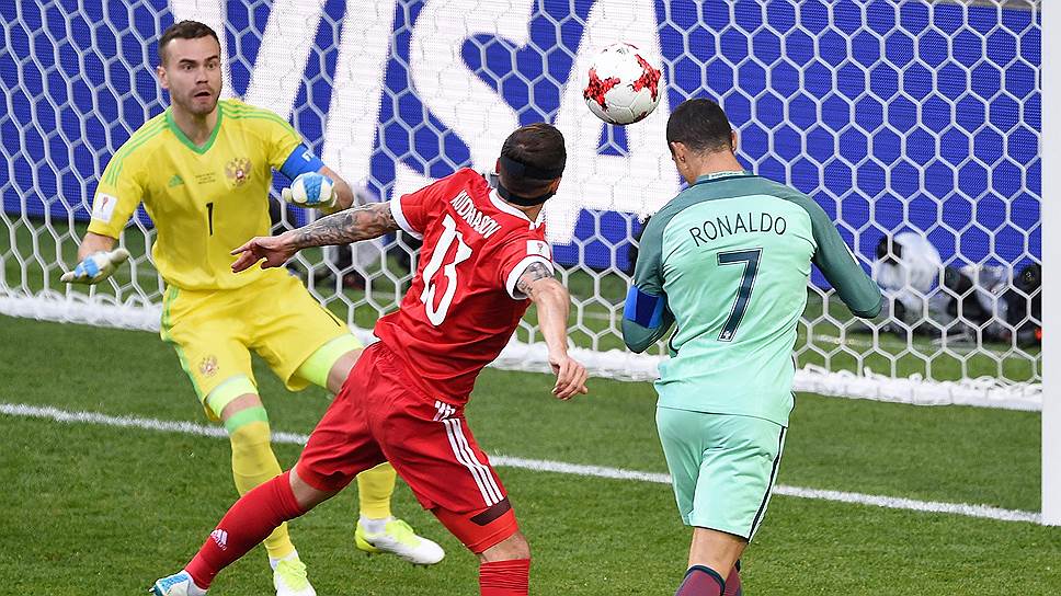 Сборная России проиграла Португалии — 0:1