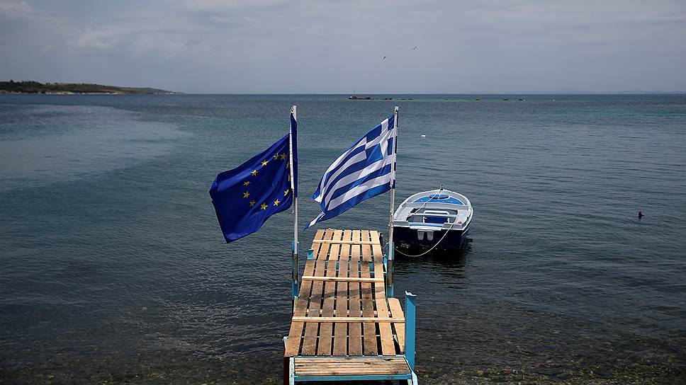На каких условиях МВФ согласился помочь Греции