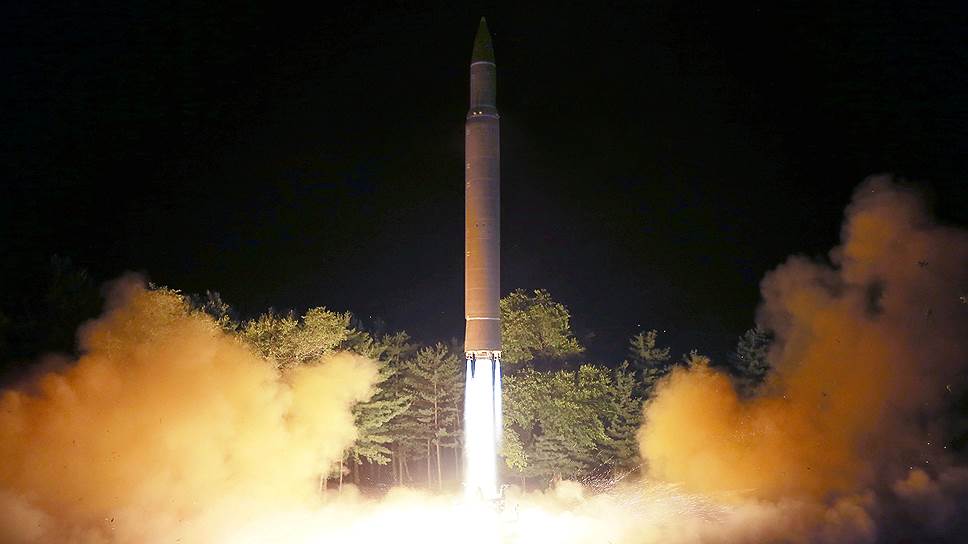 Зачем КНДР провела очередные испытания баллистической ракеты