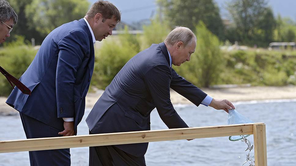 Как президент России оживлял Байкал и предвыборную кампанию