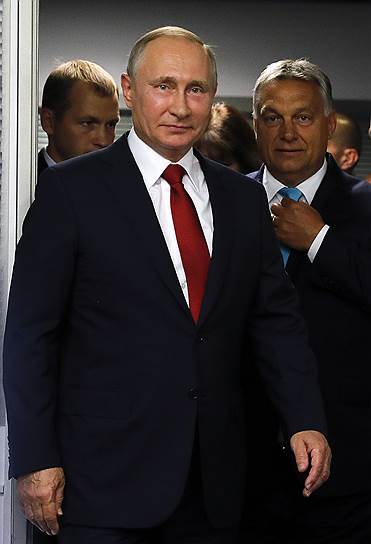 Владимир Путин и Виктор Орбан, вместо того чтобы попрощаться после соревнований, полтора часа напряженно обедали
