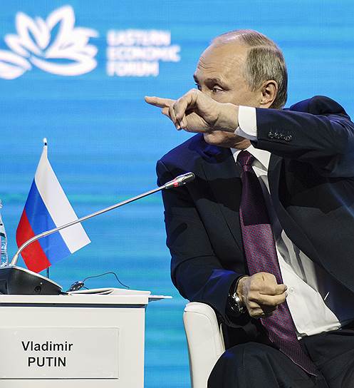 Владимир Путин надеется, что американский госсекретарь Рекс Тиллерсон вернется на правильный путь
