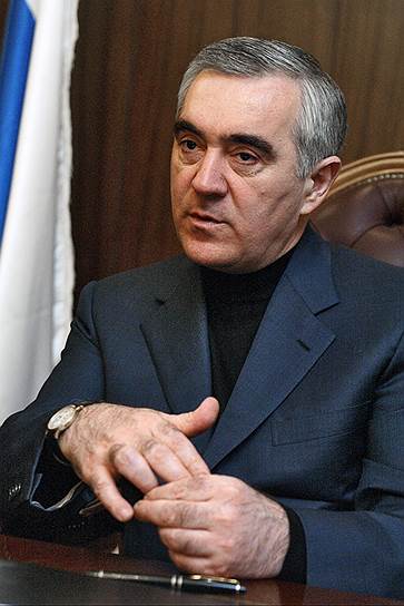 10 сентября исполняется 60 лет заместителю полномочного представителя президента в ЦФО, в 2002–2008 годах президенту Республики Ингушетия Мурату Зязикову