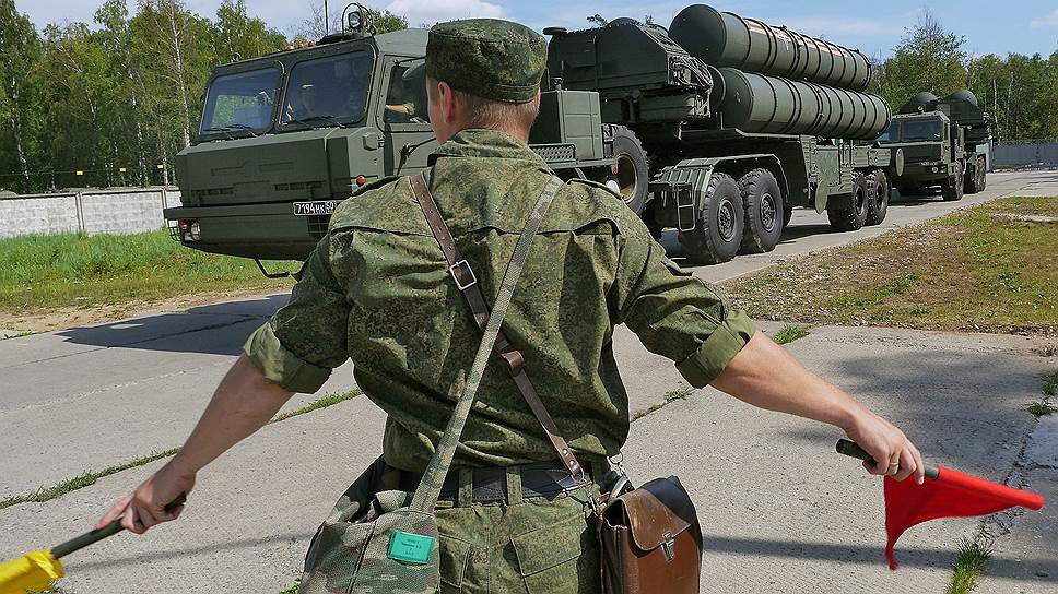 Как Россия и Турция подписали оружейный контракт на С-400