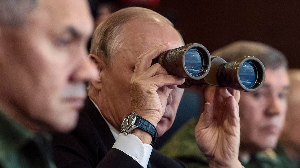 Как Владимир Путин держал на учениях оборону за себя и Александра Лукашенко