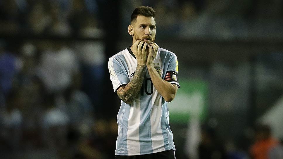 Плохие результаты сборной Аргентины угрожают лишить российский чемпионат мира одной из ярчайших звезд современного футбола Лионеля Месси