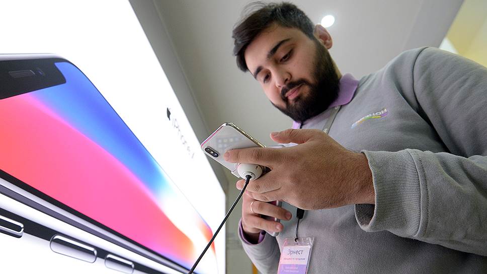 Как iPhone X побил рекорды предпродаж