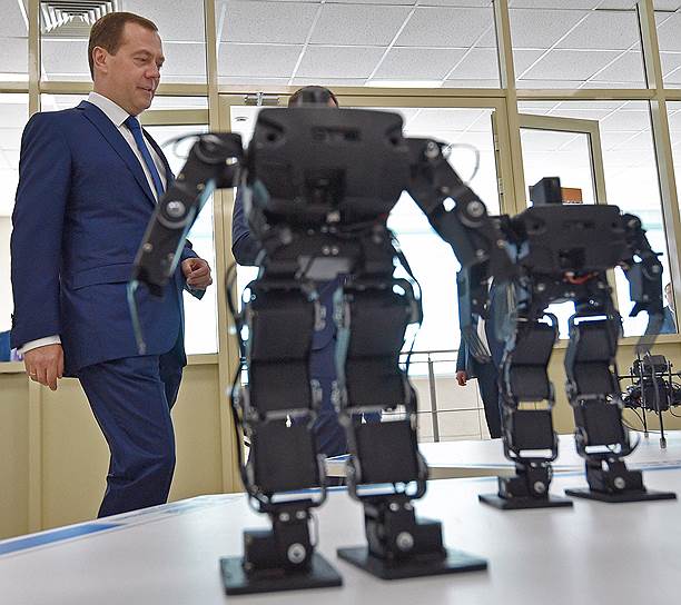 Проектный офис предлагает премьер-министру Дмитрию Медведеву доверить решение проблем российской правовой системы искусственному интеллекту